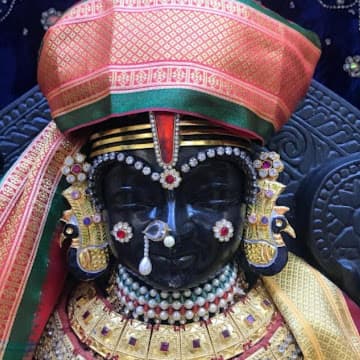 Dwarkesh Consultancy Logo